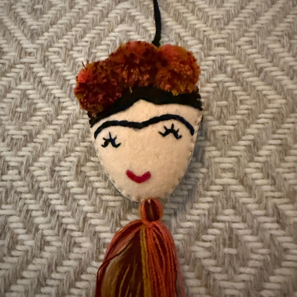 Handcrafted Embroidered Tassel Keychain - Picture 2 of 4